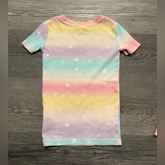 Kids Rainbow Short-sleeves Girl’s Pajama Set
Size 6 - Picture 4 of 7